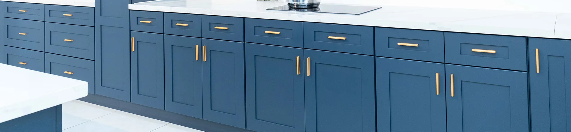 new model kitchen cabinet,Soild Vanity cabinet,kitchen cabinet factory